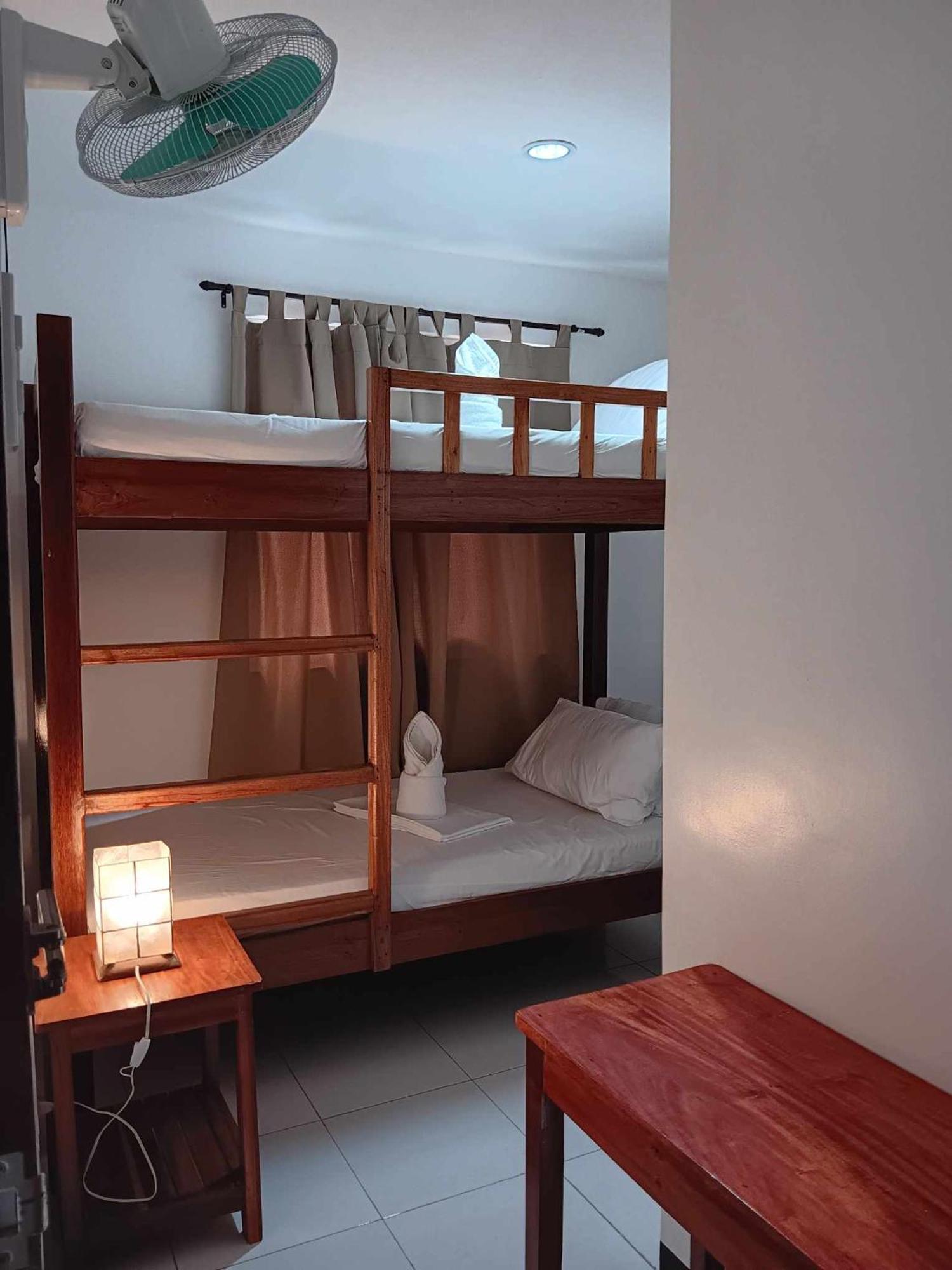 Forest Bay Inn Ел Нидо Екстериор снимка