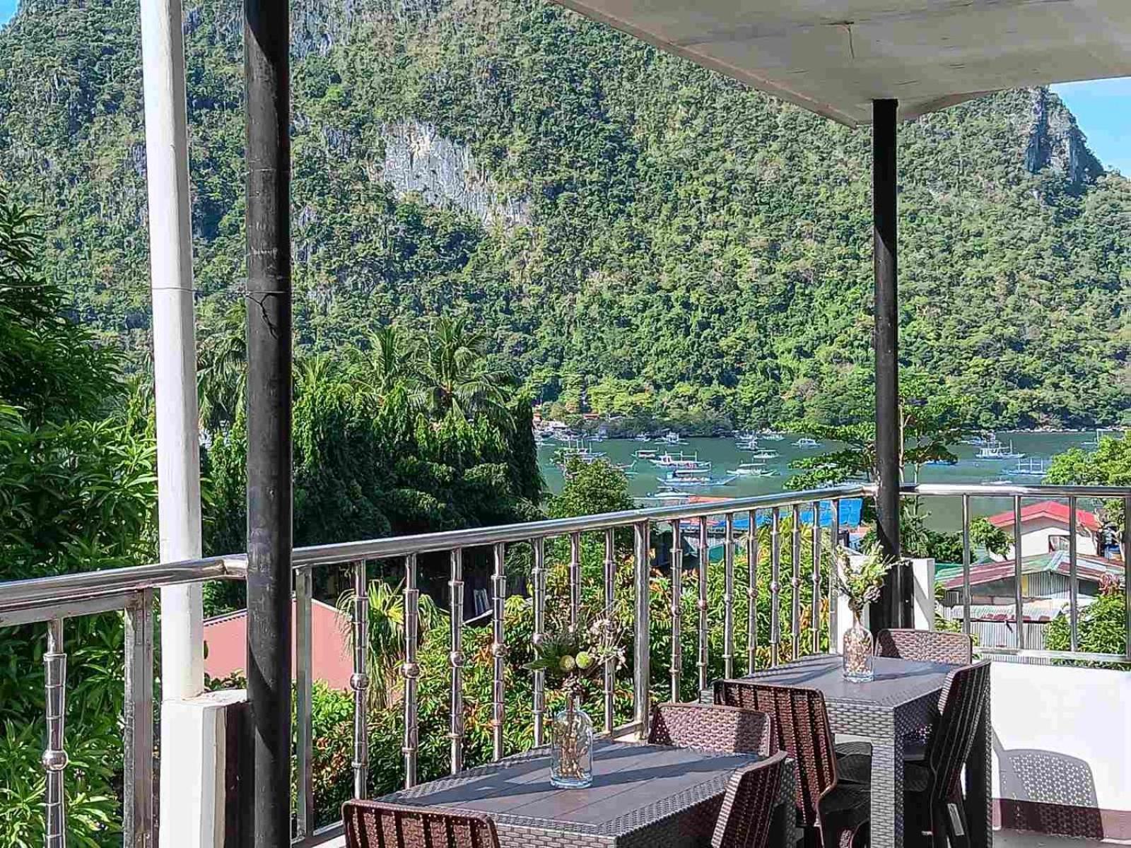 Forest Bay Inn Ел Нидо Екстериор снимка
