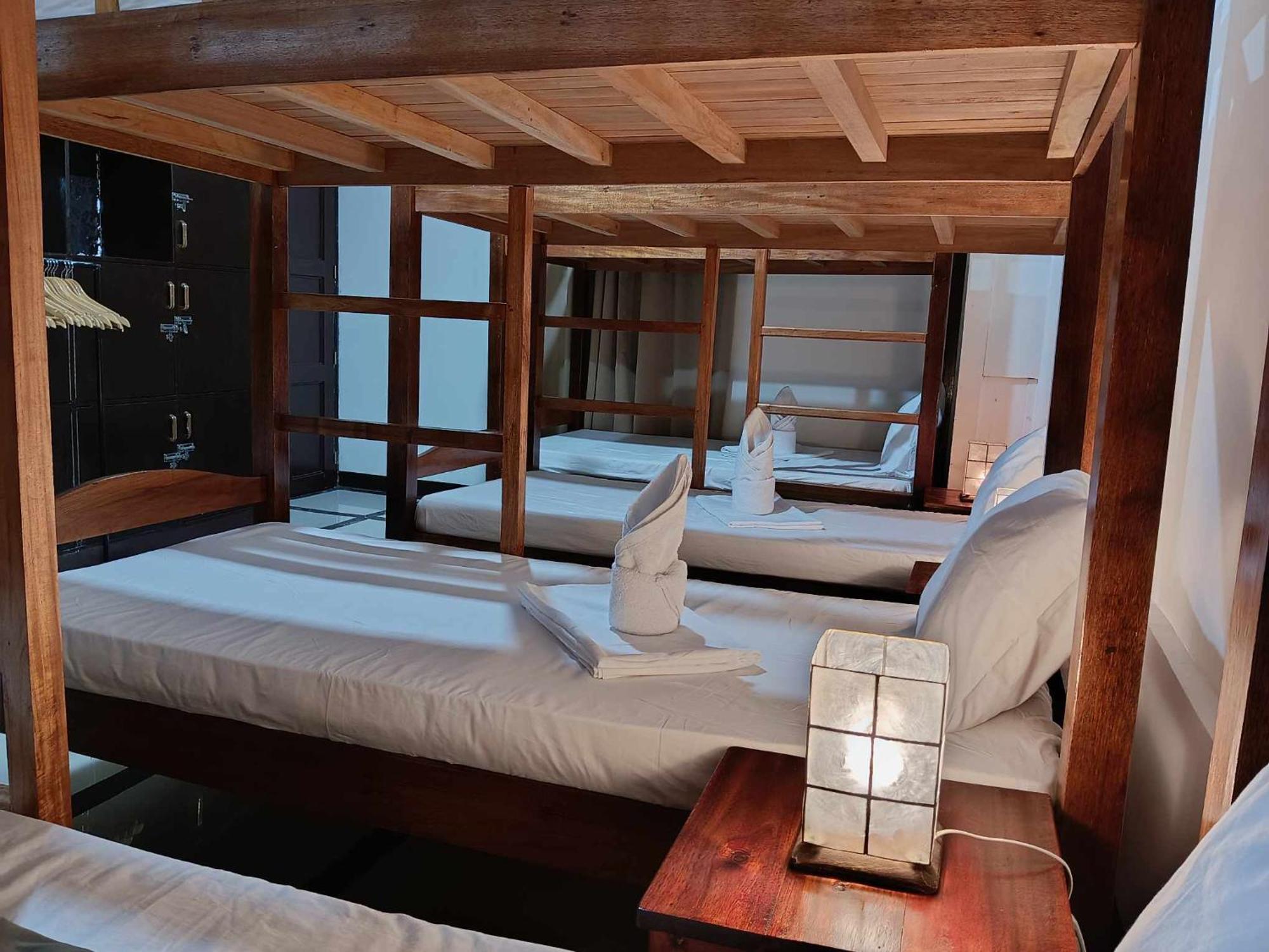 Forest Bay Inn Ел Нидо Екстериор снимка